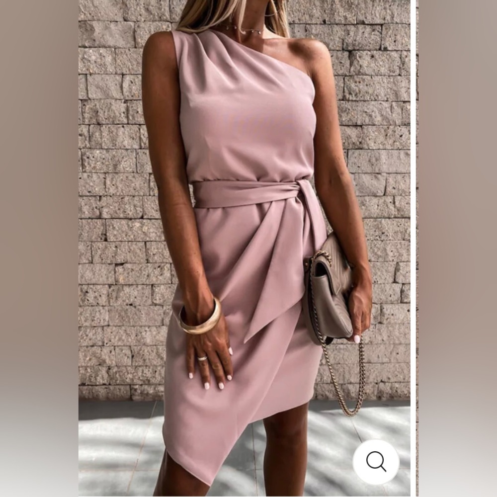 Casual One Shoulder Mini-Dress